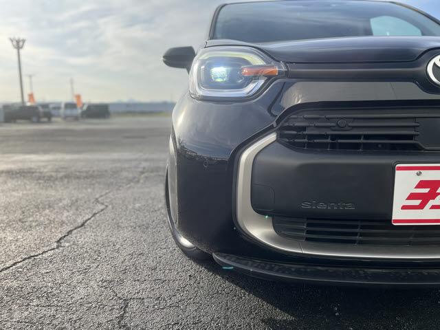 シエンタ Ｚ　Ｚ＿純正８インチＤオーディオ＿フルセグＴＶ＿Ｂｌｕｅｔｏｏｔｈ＿ＥＴＣ＿両側パワースライドドア＿レーダークルーズコントロール＿アイドリングストップ＿ＬＥＤヘッドライト＿ステアリングリモコン（26枚目）