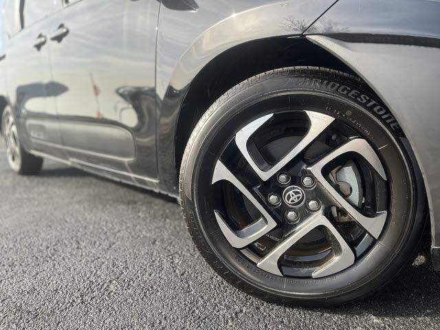 シエンタ Ｚ　Ｚ＿純正８インチＤオーディオ＿フルセグＴＶ＿Ｂｌｕｅｔｏｏｔｈ＿ＥＴＣ＿両側パワースライドドア＿レーダークルーズコントロール＿アイドリングストップ＿ＬＥＤヘッドライト＿ステアリングリモコン（27枚目）