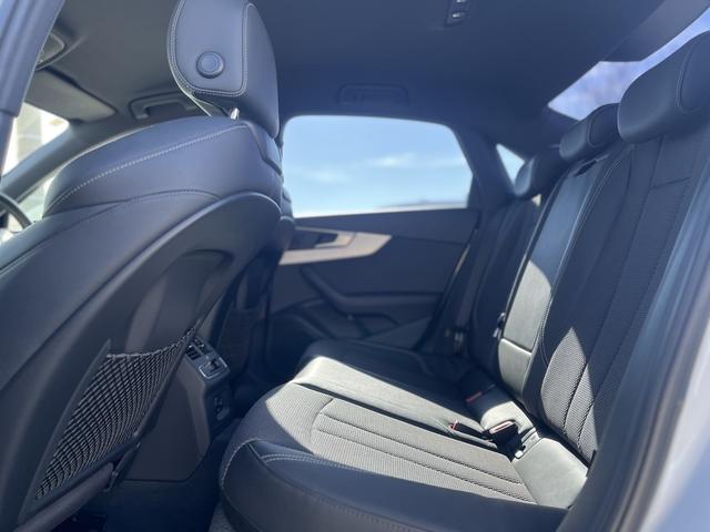 A4 2.0TFSIクワトロSラインパケ 2.0TFSIクワトロSラインパッケージ4WD アダクティブクルーズ 純正ナビ/フルセグ バックモニター プッシュスタート LEDヘッドライト ハーフレザーシート パワーシート 電子パーキング(8枚目)