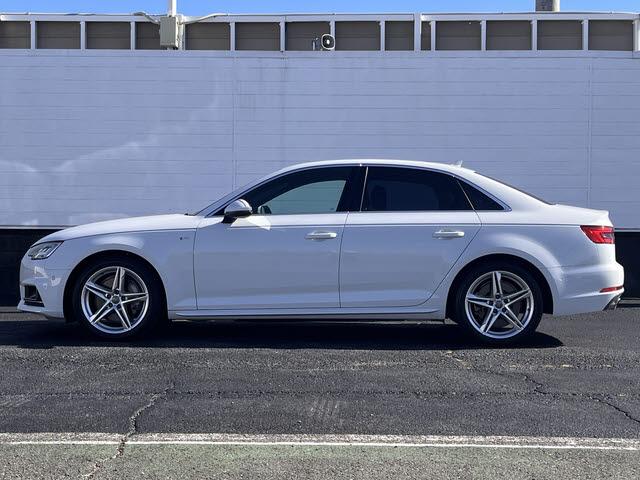 A4 2.0TFSIクワトロSラインパケ 2.0TFSIクワトロSラインパッケージ4WD アダクティブクルーズ 純正ナビ/フルセグ バックモニター プッシュスタート LEDヘッドライト ハーフレザーシート パワーシート 電子パーキング(22枚目)