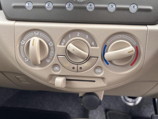 アルト Ｆ　Ｆ＿純正オーディオ＿キーレス＿ライトレベライザー＿ドアバイザー＿フロアマット（13枚目）