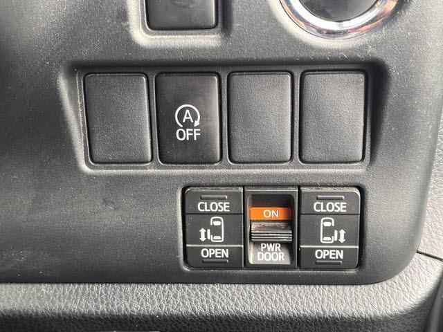 エスクァイア Ｇｉ　Ｇｉ＿社外ナビ＿Ｂカメラ＿Ｗパワスラ＿ワンオーナー＿クルーズコントロール＿前席シートヒーター＿ＬＥＤヘッドライト＿アイドリングストップ＿ＥＴＣ（18枚目）