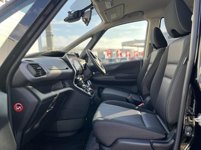 セレナ e-パワー ハイウェイスターV eパワーハイウェイスターV_プロパイロット_純正ナビ/フルセグTV_アラウンドV_後席モニター_両側パワースライドドア_スマートルームミラー_LEDヘッドライト_ドライブレコーダー_ETC(14枚目)