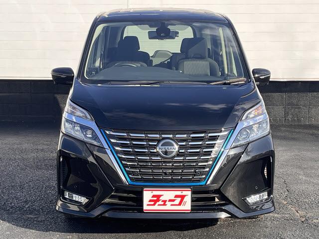 セレナ e-パワー ハイウェイスターV eパワーハイウェイスターV_プロパイロット_純正ナビ/フルセグTV_アラウンドV_後席モニター_両側パワースライドドア_スマートルームミラー_LEDヘッドライト_ドライブレコーダー_ETC(20枚目)