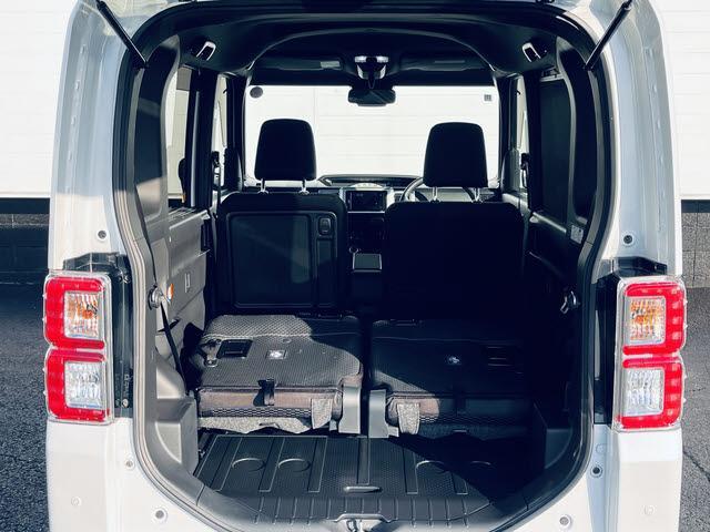 ピクシスメガ L レジャーエディションSAIII LレジャーエディションSA3_ディスプレイオーディオ_Bカメラ_Bluetooth_両側パワースライドドア_LEDヘッドライト_アイドリングストップ(14枚目)