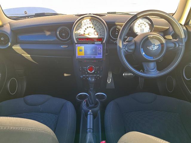 ＭＩＮＩ クーパーＳ　クーパーＳ＿プッシュスタート＿社外ナビ／ＴＶ＿パドルシフト＿ＥＴＣ（3枚目）