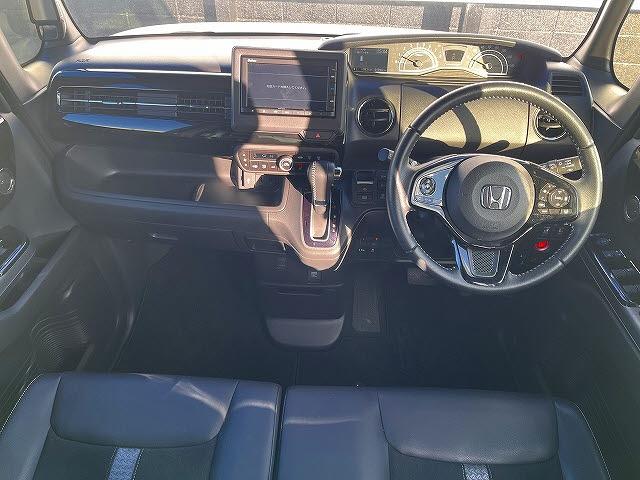 Ｎ－ＢＯＸカスタム Ｌターボ＿ホンダセンシング　カスタムＬターボ＿ホンダセンシング＿純正ナビ／フルセグＴＶ＿バックモニター＿両側パワースライドドア＿前後ドライブレコーダー＿シートヒーター＿クルーズコントロール＿ステアリングリモコン電子パーキング（3枚目）