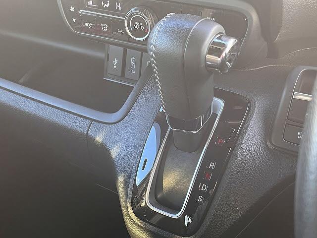 Ｎ－ＢＯＸカスタム Ｌターボ＿ホンダセンシング　カスタムＬターボ＿ホンダセンシング＿純正ナビ／フルセグＴＶ＿バックモニター＿両側パワースライドドア＿前後ドライブレコーダー＿シートヒーター＿クルーズコントロール＿ステアリングリモコン電子パーキング（16枚目）