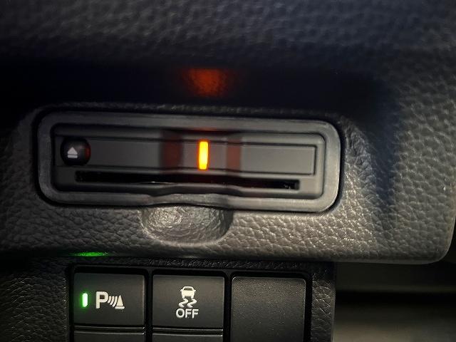 Ｎ－ＢＯＸカスタム Ｌターボ＿ホンダセンシング　カスタムＬターボ＿ホンダセンシング＿純正ナビ／フルセグＴＶ＿バックモニター＿両側パワースライドドア＿前後ドライブレコーダー＿シートヒーター＿クルーズコントロール＿ステアリングリモコン電子パーキング（19枚目）