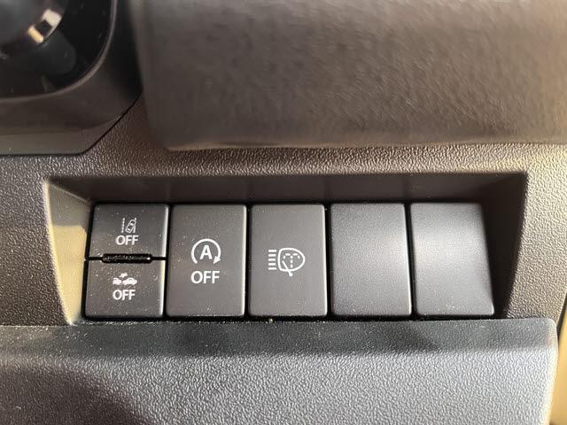 ジムニー ＸＣ　ＸＣ＿セーフティサポート＿レーンキープアシスト　ＬＥＤヘッドライト　プッシュスタート＿シートヒーター＿オートライト＿フォグランプ＿ヘッドライトウォッシャー（16枚目）