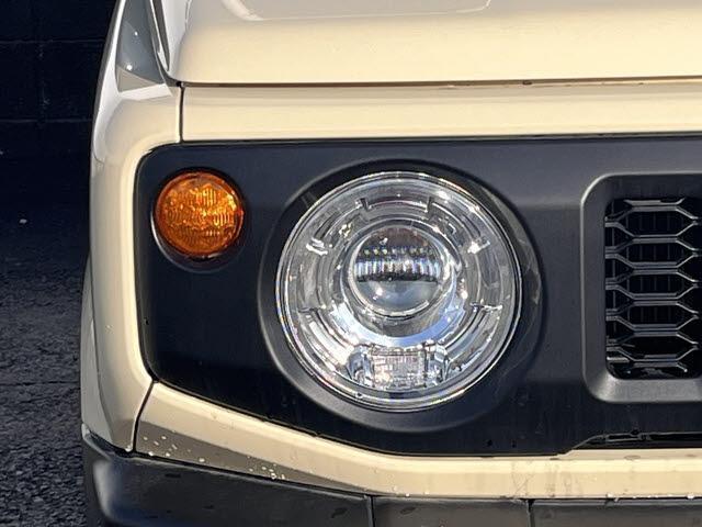 ジムニー ＸＣ　ＸＣ＿セーフティサポート＿レーンキープアシスト　ＬＥＤヘッドライト　プッシュスタート＿シートヒーター＿オートライト＿フォグランプ＿ヘッドライトウォッシャー（17枚目）