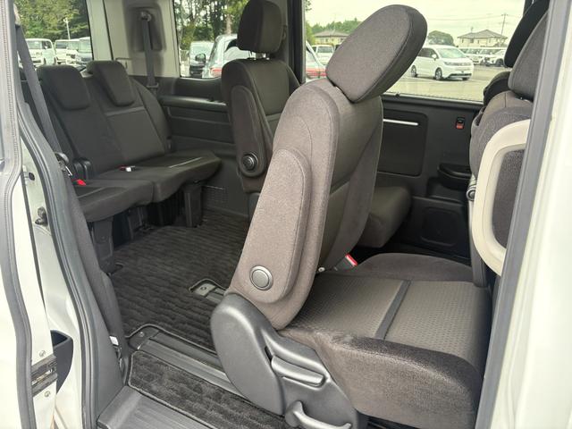 ステップワゴンスパーダ スパーダホンダセンシング ホンダセンシング純正ナビBカメラETC付き 両側電動スライドドア アルミホイール オートクルーズコントロール ターボ アイドリングストップ 衝突防止システム LEDヘッドランプ スマートキー エアコン(60枚目)