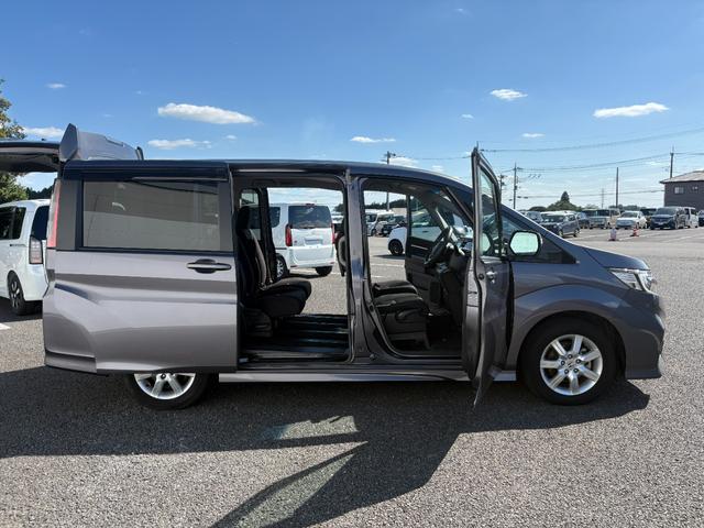 ステップワゴンスパーダ スパーダホンダセンシング　ワンオーナー・センシング純正ナビＢカメラＥＴＣ　両側電動スライドドア　アルミホイール　３列シート　オートクルーズコントロール　ターボ　アイドリングストップ　衝突防止システム　ＬＥＤヘッドランプ　ＡＢＳ（46枚目）