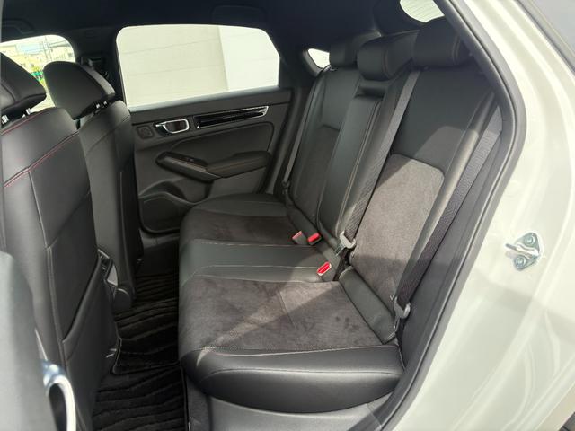 シビック RS ホンダセンシング純正ナビBカメラETC アルミホイール フルセグ シートヒーター オートクルーズコントロール ターボ アイドリングストップ 衝突防止システム LEDヘッドランプ ドライブレコーダー(16枚目)