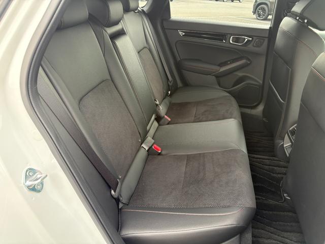 シビック RS ホンダセンシング純正ナビBカメラETC アルミホイール フルセグ シートヒーター オートクルーズコントロール ターボ アイドリングストップ 衝突防止システム LEDヘッドランプ ドライブレコーダー(17枚目)
