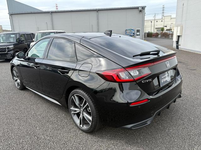 シビック e:HEVEX ホンダセンシング純正ナビBカメラ ETC サンルーフ アルミホイール フルセグ シートヒーター オートクルーズコントロール アイドリングストップ 衝突防止システム LEDヘッドランプ パワーシート(12枚目)