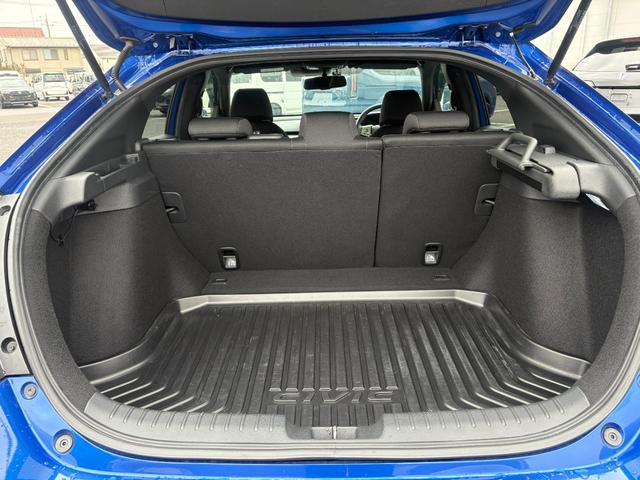 シビック ハッチバック ホンダセンシング純正ナビBカメラ ETC アルミホイール フルセグ シートヒーター オートクルーズコントロール ターボ DVD再生 アイドリングストップ 衝突防止システム LEDヘッドランプ エアコン(58枚目)