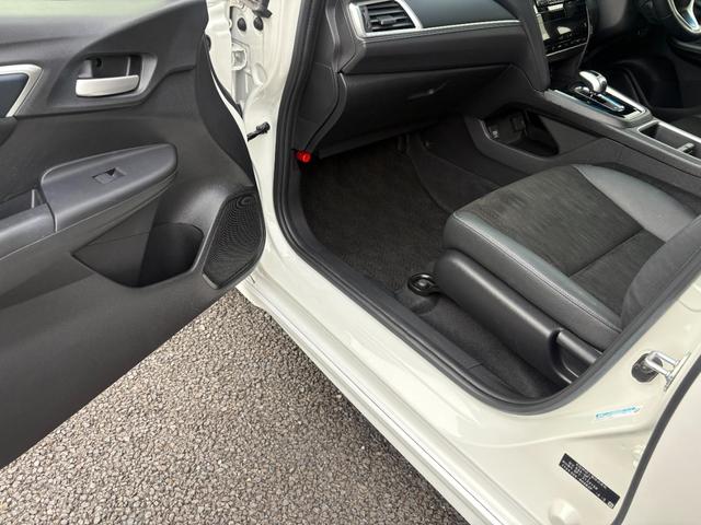 シャトル ハイブリッドXホンダセンシング ワンオーナーホンダセンシングビ純正ナビBカメラ(67枚目)