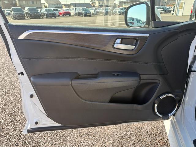 ジェイド ハイブリッドX 純正ナビBカメラETC付き(65枚目)