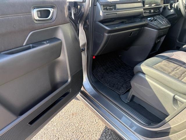 ステップワゴン ｅ：ＨＥＶスパーダプレミアムライン　１オーナー・センシング純正ナビＢカメラ（66枚目）