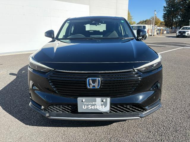 ヴェゼル ｅ：ＨＥＶＸ　１オーナー・センシング純正ナビＢカメラＥＴＣ　アルミホイール　フルセグ　オートクルーズコントロール　アイドリングストップ　衝突防止システム　ＬＥＤヘッドランプ　ドライブレコーダー　スマートキー　記録簿（7枚目）