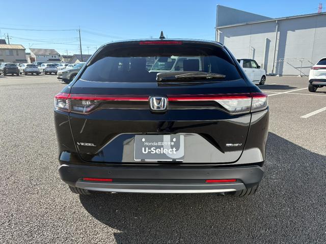 ヴェゼル ｅ：ＨＥＶＸ　１オーナー・センシング純正ナビＢカメラＥＴＣ　アルミホイール　フルセグ　オートクルーズコントロール　アイドリングストップ　衝突防止システム　ＬＥＤヘッドランプ　ドライブレコーダー　スマートキー　記録簿（11枚目）