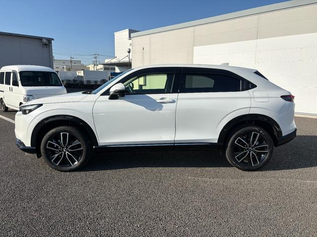 ヴェゼル e:HEVZ 1オーナー・センシング純正ナビBカメラ アルミホイール フルセグ 電動リアゲート シートヒーター オートクルーズコントロール DVD再生 アイドリングストップ 衝突防止システム 盗難防止システム(13枚目)