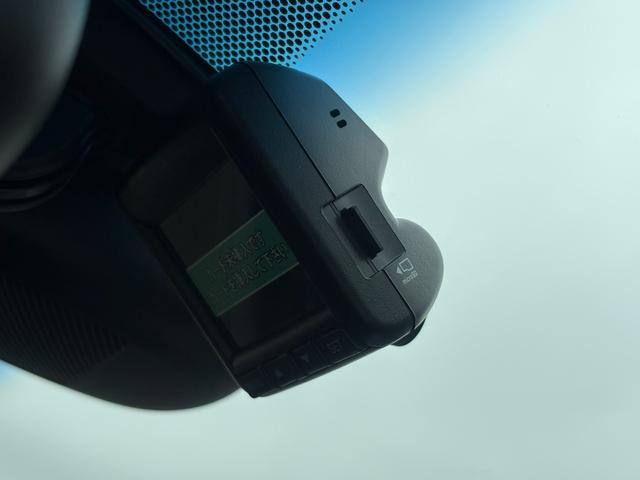 フィットハイブリッド Ｆコンフォートエディション　ホンダセンシング純正ナビＢカメラＥＴＣ（27枚目）