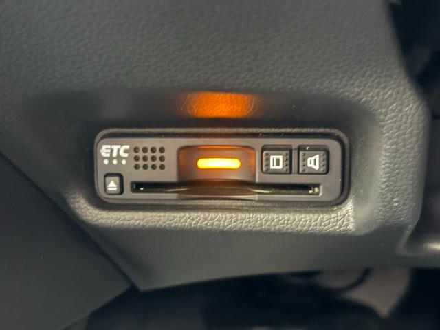 フィットハイブリッド Ｆコンフォートエディション　ホンダセンシング純正ナビＢカメラＥＴＣ（28枚目）