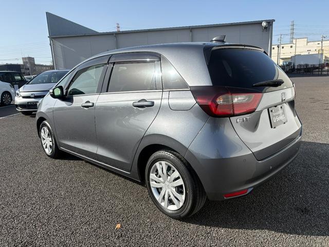 フィット ｅ：ＨＥＶホーム　１オーナー・センシング純正ナビＢカメラ（12枚目）