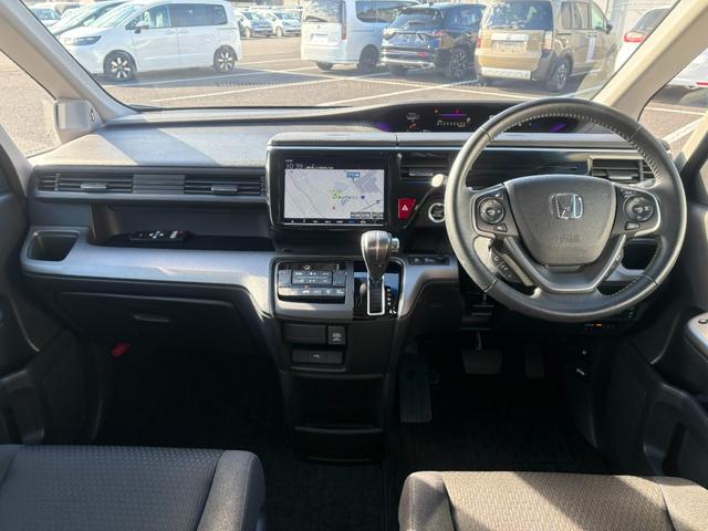 ステップワゴンスパーダ スパーダホンダセンシング　１オーナー・センシング純正ナビＢカメラ（3枚目）