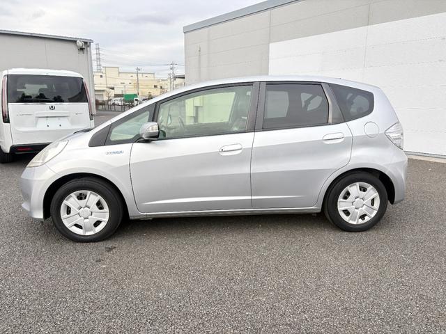 フィットハイブリッド スマートセレクションファインスタイル　社外ナビＢカメラ（12枚目）