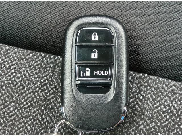 Ｎ－ＢＯＸカスタム ベースグレード　純正ナビＢカメラ　両側スライド・片側電動　アルミホイール　フルセグ　シートヒーター　オートクルーズコントロール　衝突防止システム　ＬＥＤヘッドランプ　スマートキー　横滑り防止装置　記録簿　エアバッグ（32枚目）