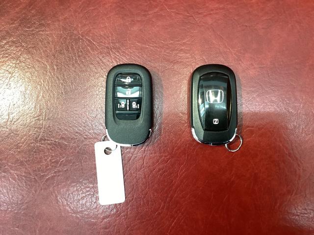 Ｎ－ＢＯＸ ベースグレード　衝突軽減システム　スマートキ－　カーテンエアバック　ＥＣＯモード　横滑り防止　オートクルーズ　ＬＥＤヘッドライト　キーフリー　地デジ　パワーステアリング　オートエアコン　リアカメラ（38枚目）