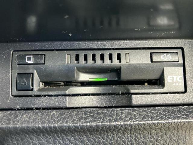 ノア ハイブリッドSiダブルバイビー 新品タイヤ/保証書/純正 10インチ SDナビ/衝突安全装置/両側電動スライドドア/シートヒーター 前席/車線逸脱防止支援システム/シート ハーフレザー/パーキングアシスト バックガイド バックカメラ(27枚目)