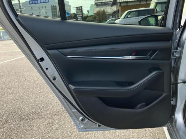 MAZDA3セダン 20S Lパッケージ 新品タイヤ/BOSE/保証書/ディスプレイオーディオ/衝突安全装置/シートヒーター/360°ビューモニター/車線逸脱防止支援システム/シート 合皮/ドライブレコーダー 純正/ヘッドランプ LED(23枚目)