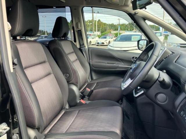 セレナ eパワーハイウェイスターV 純正 9インチ SDナビ/フリップダウンモニター 純正 12.1インチ/インテリジェントルームミラー/衝突安全装置/両側電動スライドドア/シートヒーター 前席/車線逸脱防止支援システム 後席モニター(5枚目)