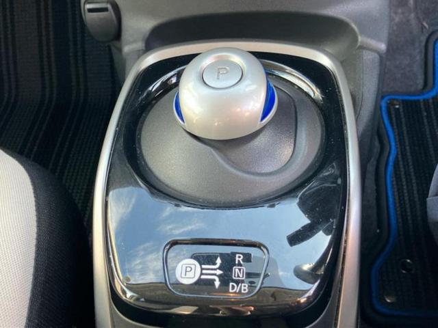 ノート eパワーX 保証書/純正 SDナビ/衝突安全装置/車線逸脱防止支援システム/ドライブレコーダー 社外/ヘッドランプ HID/Bluetooth接続/ETC/EBD付ABS/横滑り防止装置/アイドリングストップ(18枚目)