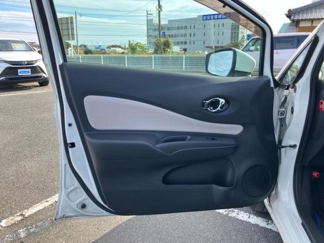 ノート eパワーX 保証書/純正 SDナビ/衝突安全装置/車線逸脱防止支援システム/ドライブレコーダー 社外/ヘッドランプ HID/Bluetooth接続/ETC/EBD付ABS/横滑り防止装置/アイドリングストップ(21枚目)