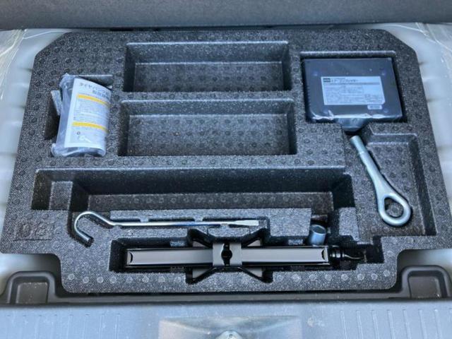 ＷＥＣＡＲＳでは各商談席に大型モニターをご用意しております！見やすい大画面でゆったりと全国の在庫をご覧いただけます！是非ご来店お待ちしております！