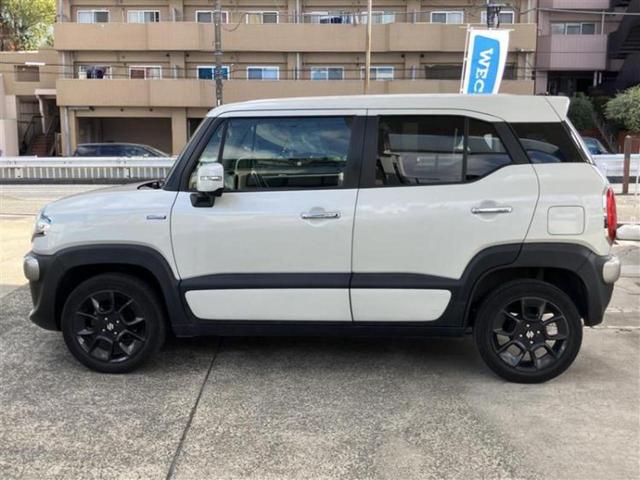 クロスビー ハイブリッドMZ 新品タイヤ/保証書/純正 SDナビ/衝突安全装置/シートヒーター/車線逸脱防止支援システム/ヘッドランプ LED/ETC/EBD付ABS/横滑り防止装置/アイドリングストップ/フルセグTV 記録簿(3枚目)