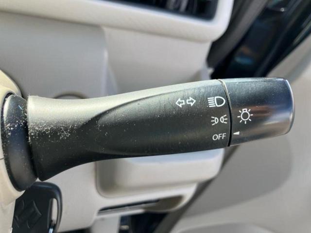 ワゴンＲ ハイブリッドＦＸ　シートヒーター　運転席／ＥＢＤ付ＡＢＳ／横滑り防止装置／アイドリングストップ／エアバッグ　運転席／エアバッグ　助手席／パワーウインドウ／キーレスエントリー／オートエアコン／パワーステアリング（12枚目）