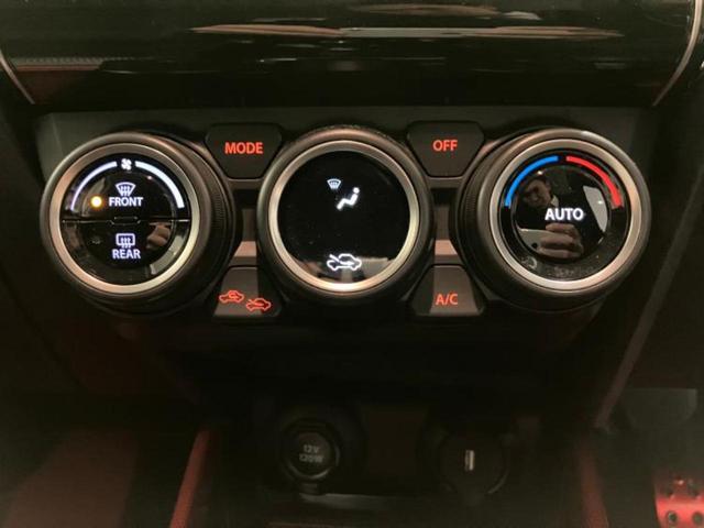 スイフトスポーツ スポーツ　社外エアロ／保証書／社外　８インチ　ＳＤナビ／衝突安全装置／シートヒーター／車線逸脱防止支援システム／パーキングアシスト　バックガイド／ドライブレコーダー　前後／ヘッドランプ　ＬＥＤ　バックカメラ（12枚目）