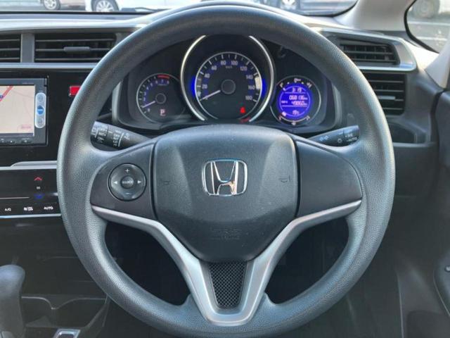 フィット １３Ｇ・Ｌパッケージ　新品タイヤ／保証書／純正　ＳＤナビ／パーキングアシスト　バックガイド／ヘッドランプ　ＬＥＤ／ＵＳＢジャック／ＥＴＣ／ＥＢＤ付ＡＢＳ／横滑り防止装置／アイドリングストップ／バックモニター　バックカメラ（15枚目）