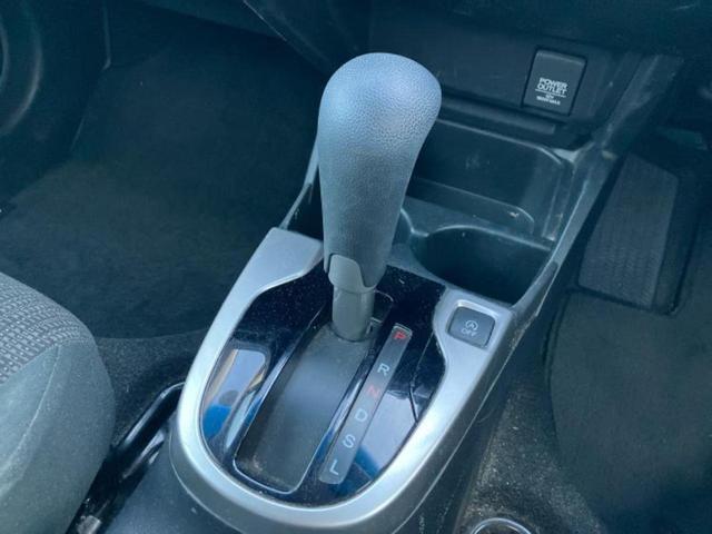 フィット １３Ｇ・Ｌパッケージ　新品タイヤ／保証書／純正　ＳＤナビ／パーキングアシスト　バックガイド／ヘッドランプ　ＬＥＤ／ＵＳＢジャック／ＥＴＣ／ＥＢＤ付ＡＢＳ／横滑り防止装置／アイドリングストップ／バックモニター　バックカメラ（18枚目）