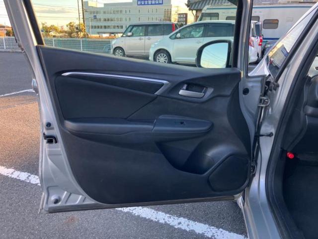 フィット １３Ｇ・Ｌパッケージ　新品タイヤ／保証書／純正　ＳＤナビ／パーキングアシスト　バックガイド／ヘッドランプ　ＬＥＤ／ＵＳＢジャック／ＥＴＣ／ＥＢＤ付ＡＢＳ／横滑り防止装置／アイドリングストップ／バックモニター　バックカメラ（21枚目）