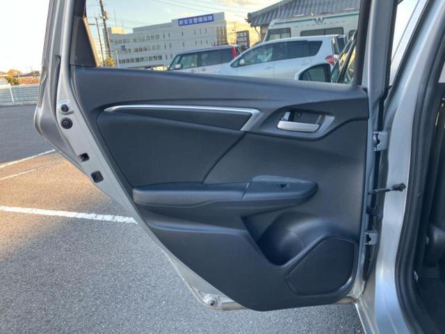 フィット １３Ｇ・Ｌパッケージ　新品タイヤ／保証書／純正　ＳＤナビ／パーキングアシスト　バックガイド／ヘッドランプ　ＬＥＤ／ＵＳＢジャック／ＥＴＣ／ＥＢＤ付ＡＢＳ／横滑り防止装置／アイドリングストップ／バックモニター　バックカメラ（23枚目）