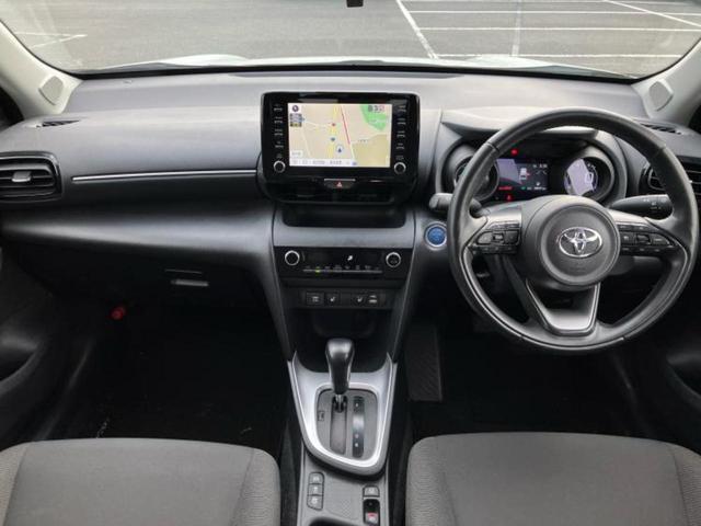 ヤリスクロス ハイブリッドG 新品タイヤ/保証書/ディスプレイオーディオ+ナビ8インチ/衝突安全装置/シートヒーター 前席/パノラミックビューモニター/車線逸脱防止支援システム/ドライブレコーダー 純正 衝突被害軽減システム(4枚目)