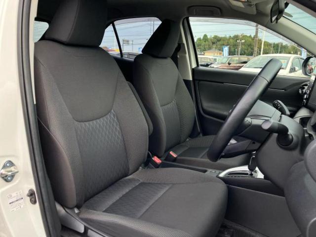 ヤリスクロス ハイブリッドG 新品タイヤ/保証書/ディスプレイオーディオ+ナビ8インチ/衝突安全装置/シートヒーター 前席/パノラミックビューモニター/車線逸脱防止支援システム/ドライブレコーダー 純正 衝突被害軽減システム(5枚目)