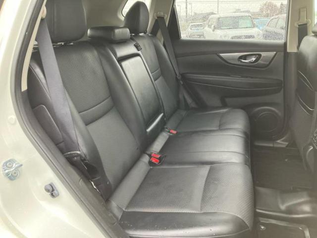 エクストレイル 20Xエマブレパッケージ 保証書/純正 8インチ SDナビ/衝突安全装置/シートヒーター/車線逸脱防止支援システム/シート 合皮/ヘッドランプ LED/ETC/EBD付ABS/横滑り防止装置/アイドリングストップ 盗難防止装置(6枚目)